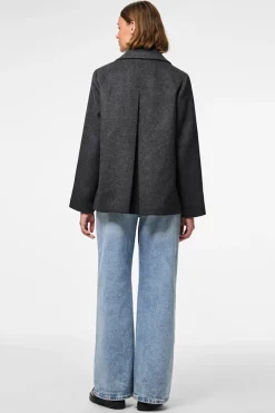 Pieces Abrigo pa&ntilde;o corto bot&oacute;n flor^Mujer Abrigos