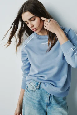 High Spirits Angel Sweater^Mujer Sudaderas