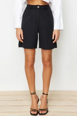 Trendyol Bermudas con botones^Mujer Pantalones