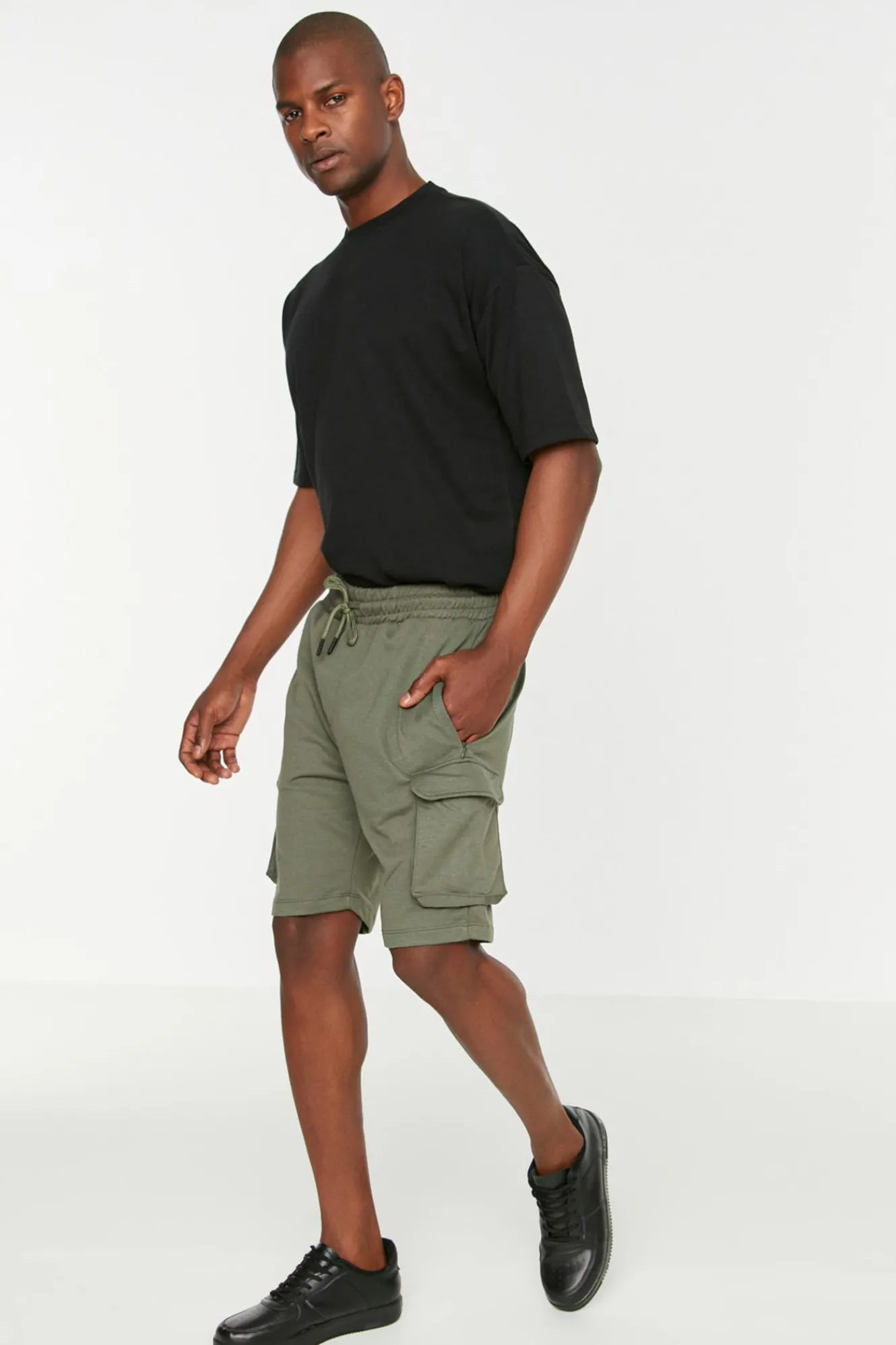 Trendyol Bermudas tipo jogger con bolsillos^Hombre Bermudas|Pantalones