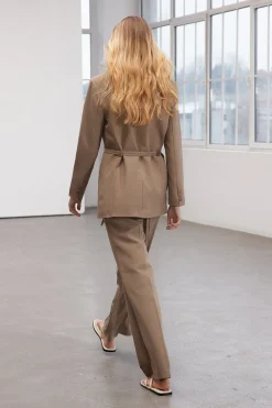 Trendyol Blazer oversize anudada^Mujer Chaquetas