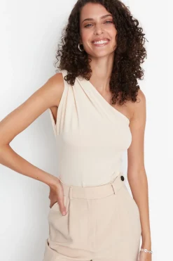 Trendyol Body ajustado asim&eacute;trico^Mujer Camisetas