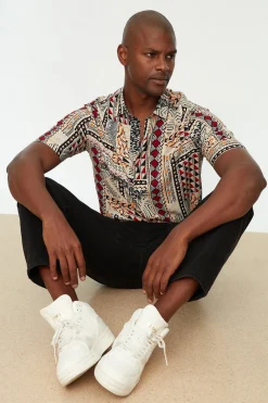 Trendyol Camisa de manga corta^Hombre Camisas