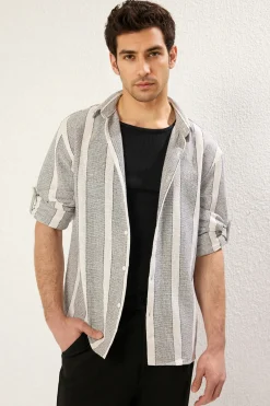 Trendyol Camisa de manga corta^Hombre Camisas