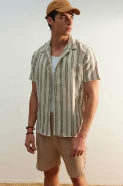 Trendyol Camisa rayas manga corta^Hombre Camisas