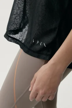 Born Living Yoga Camiseta deportiva Ada 2.0 Negra^Mujer Deporte