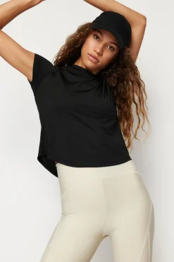 Trendyol Camiseta deportiva manga corta^Mujer Deporte