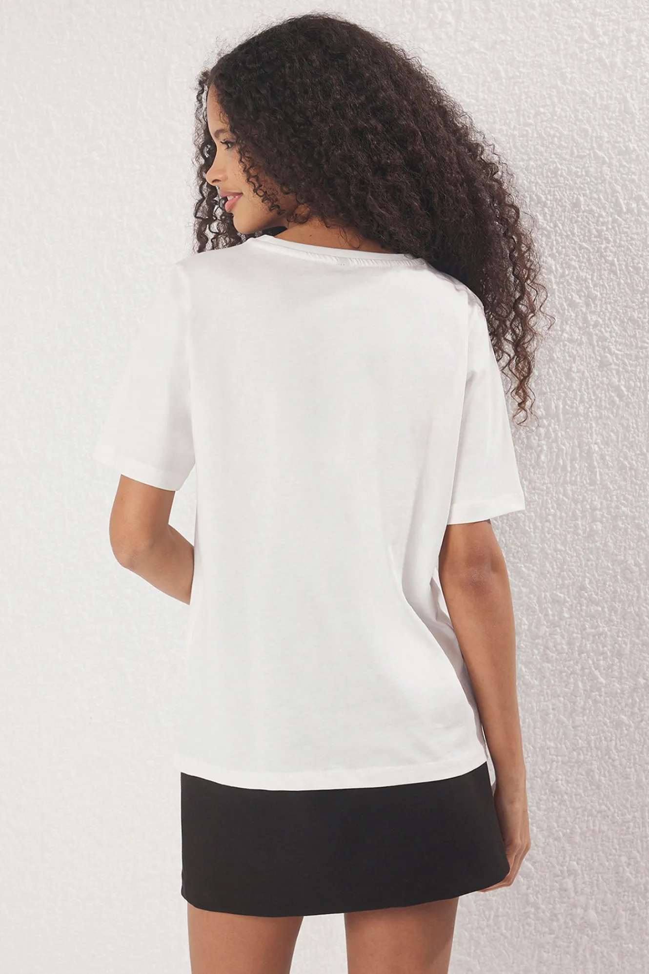 Trendyol Camiseta flor manga corta^Mujer Camisetas