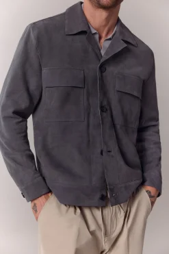 OOTO Cazadora ante^Hombre Cazadoras