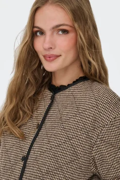 JDY Chaqueta acolchada ligera^Mujer Chaquetas