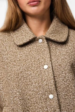 Pieces Chaqueta teddy^Mujer Chaquetas