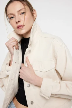 Pieces Chaqueta vaquera de mujer de algod&oacute;n.^Mujer Chaquetas