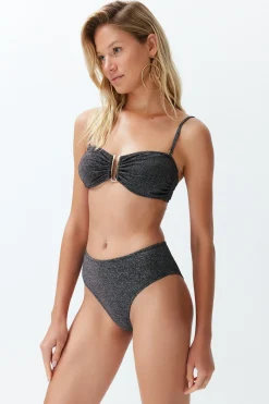Trendyol Conjunto de bikini bandeau alto brillo^Mujer Baño