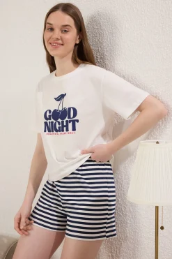 Trendyol Conjunto de pijama corto rayas cerezas^Mujer Pijamas