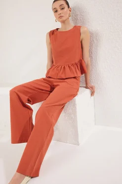 Trendyol Conjunto flu&iacute;do de dos piezas^Mujer Camisetas|Pantalones