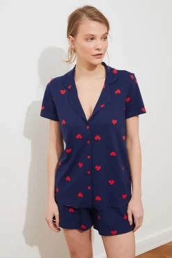Trendyol Conjunto pijama camisero corto corazones^Mujer Pijamas