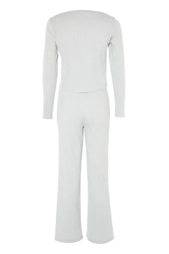 Trendyol Conjunto pijama canal&eacute;^Mujer Pijamas