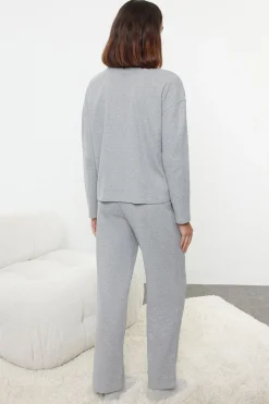 Trendyol Conjunto pijama felpa^Mujer Pijamas