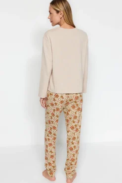 Trendyol Conjunto pijama Galleta jengibre Navidad beige^Mujer Pijamas