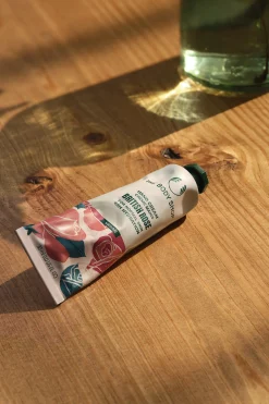 The Body Shop Crema de manos de British Rose^Mujer Cosmética