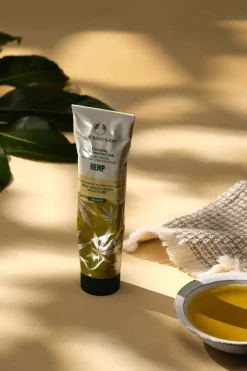 The Body Shop Crema protectora de pies de cáñamo 100ml^Mujer Cosmética