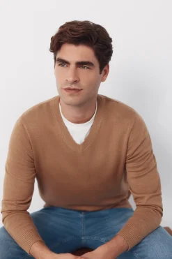 Cortefiel Jersey punto algod&oacute;n cuello pico b&aacute;sico^Hombre Jerséis Y Cárdigans