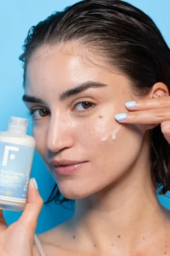 Freshly Cosmetics Multi-Peptide Hydra Milk^Mujer Cosmética