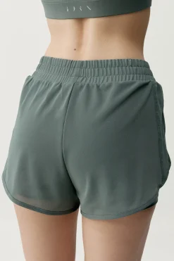 Born Living Yoga Pantal&oacute;n corto deportivo Padma 2.0 verde^Mujer Deporte