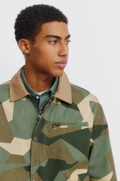 Springfield Parka camuflaje cuello contraste^Hombre Abrigos