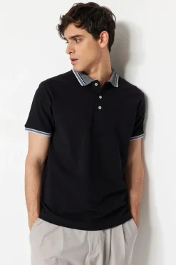 Trendyol Polo detalle cuello y mangas^Hombre Polos