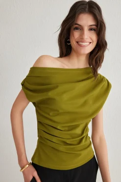 Trendyol Top manga corta asim&eacute;trico^Mujer Camisetas