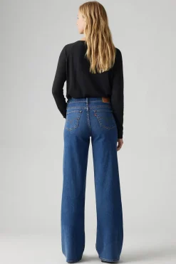 Levi's Vaquero 318&trade; Shaping Wide Leg^Mujer Jeans