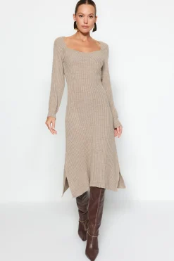 Trendyol Vestido midi con escote coraz&oacute;n^Mujer Basic Bar