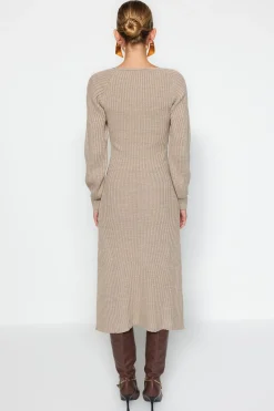 Trendyol Vestido midi con escote coraz&oacute;n^Mujer Basic Bar